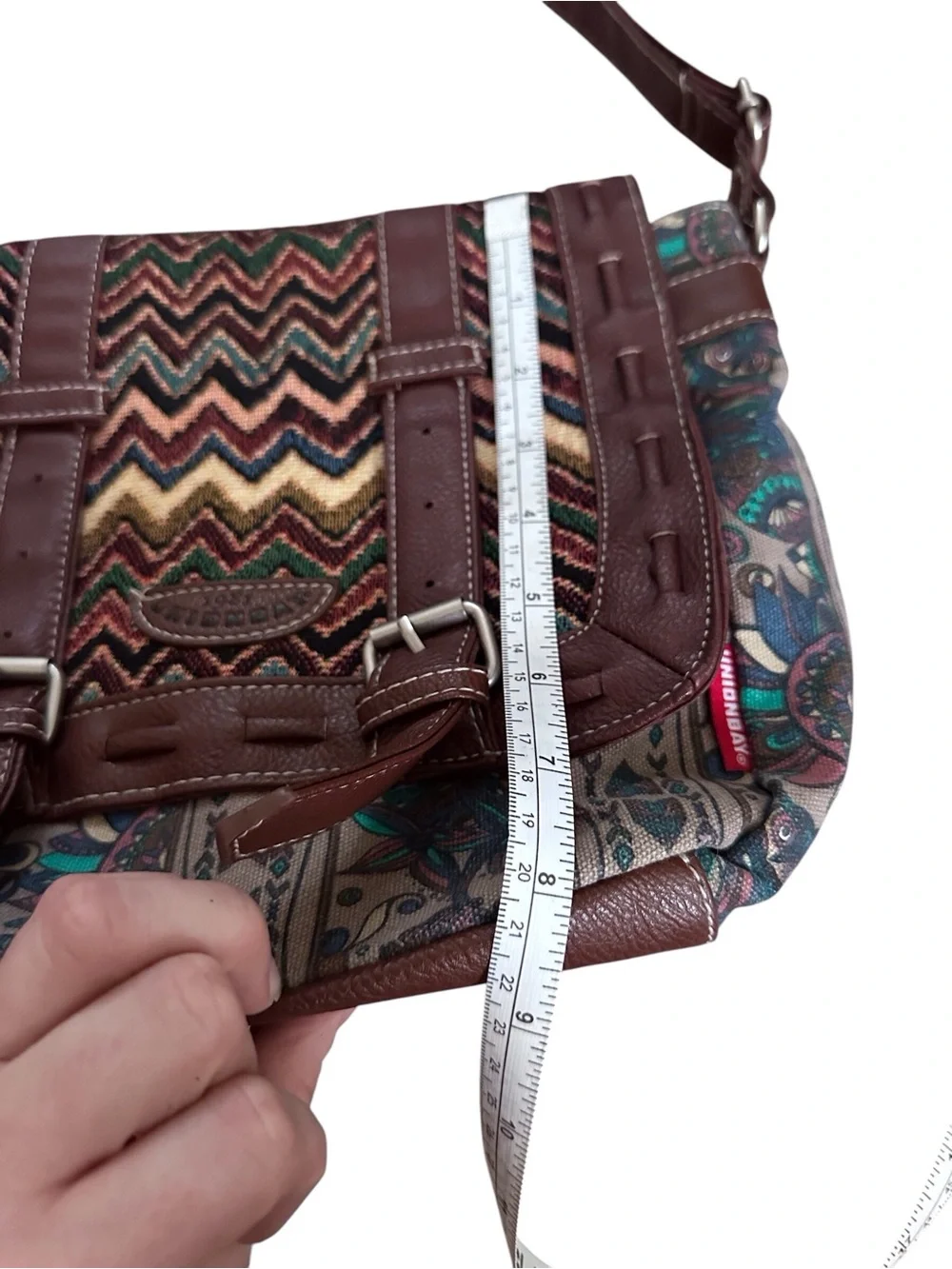 Stylish Multicolor Chevron Men’s Messenger Bag with Brown Leather Trim